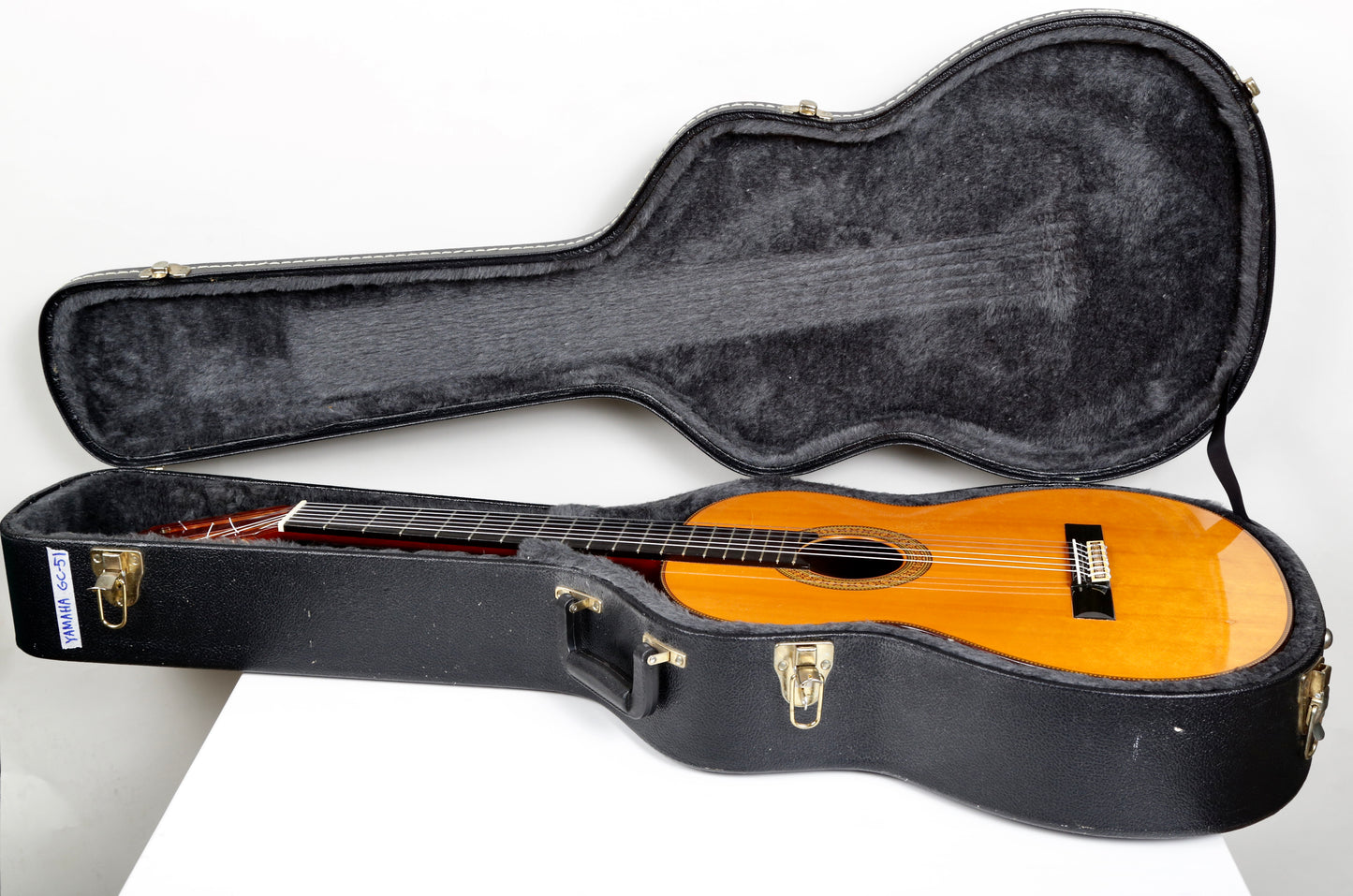 Yamaha GC-51 Grand Concert Classical Guitar Masterbuilt by Kato, Solid Spruce, Brazilian Rosewood 1983