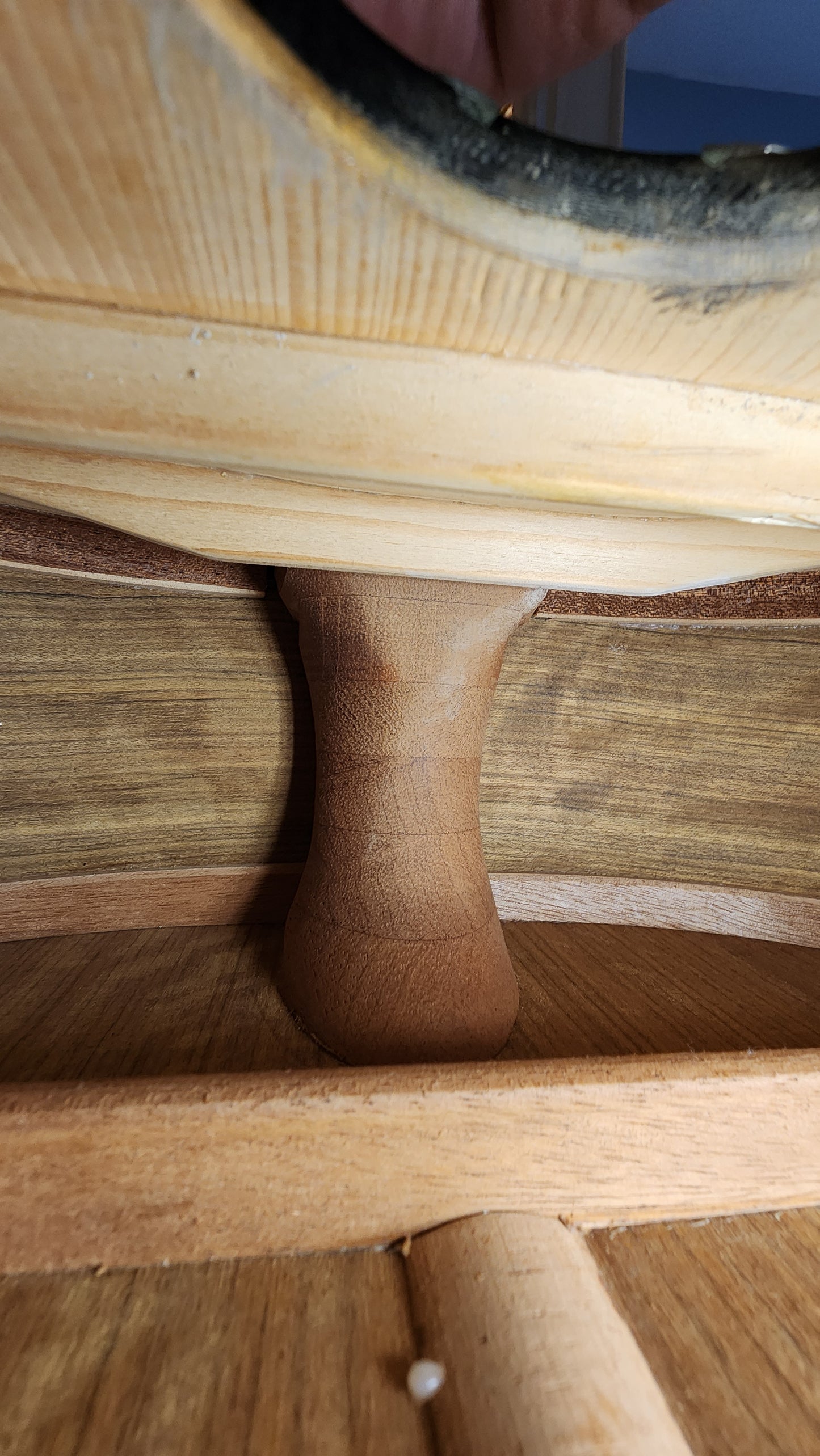 Juan Hernandez Estudio Classical Guitar Handmade in Spain 2003, Solid Spruce, Solid Mango Back