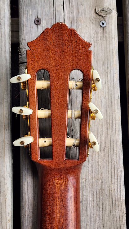 Yamaha GC-30 Grand Concert Classical Guitar Ezaki 1992 Solid Spruce (Modified)