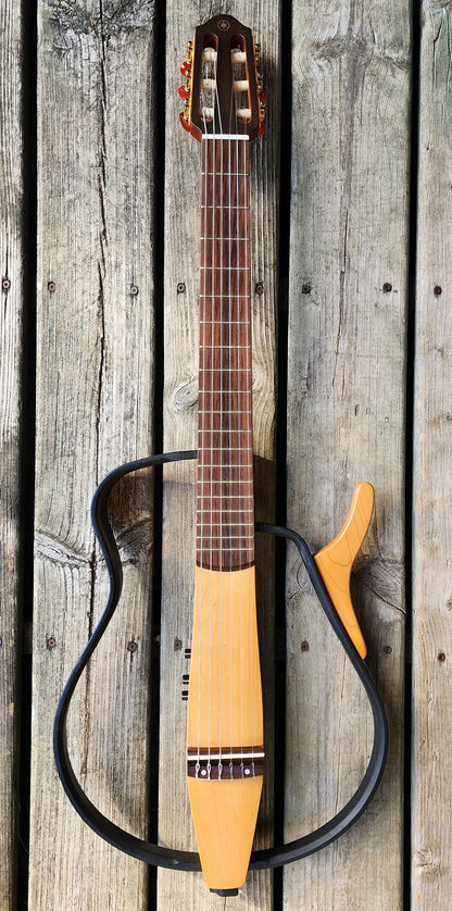 Yamaha Silent Electric-Acoustic Nylon String Guitar SLG-100N (USED)