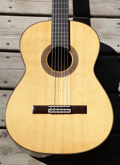 Asturias A10 Handmade Classical Guitar Japan 1983 Signed by Luthier
