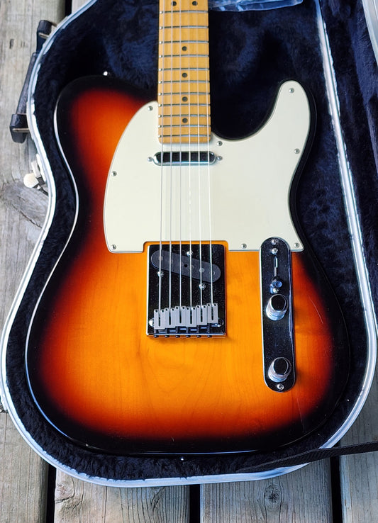 Fender American Standard Telecaster Sunburst, Maple Fretboard 1993