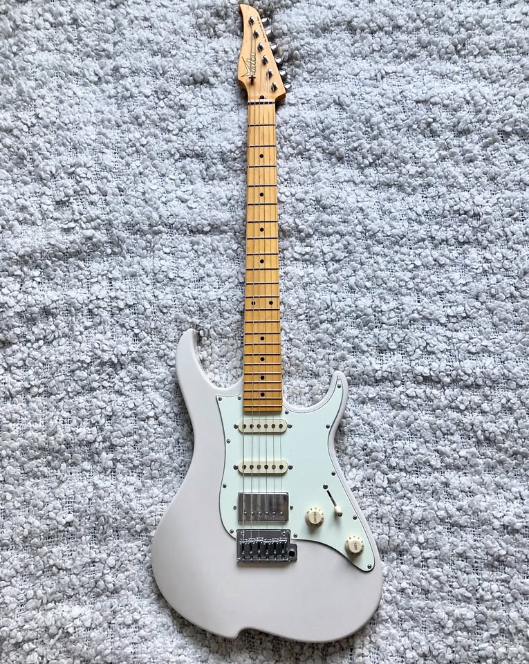 Vola OZ V3 HSS Super Strat Electric Guitar Handmade in Japan 2020