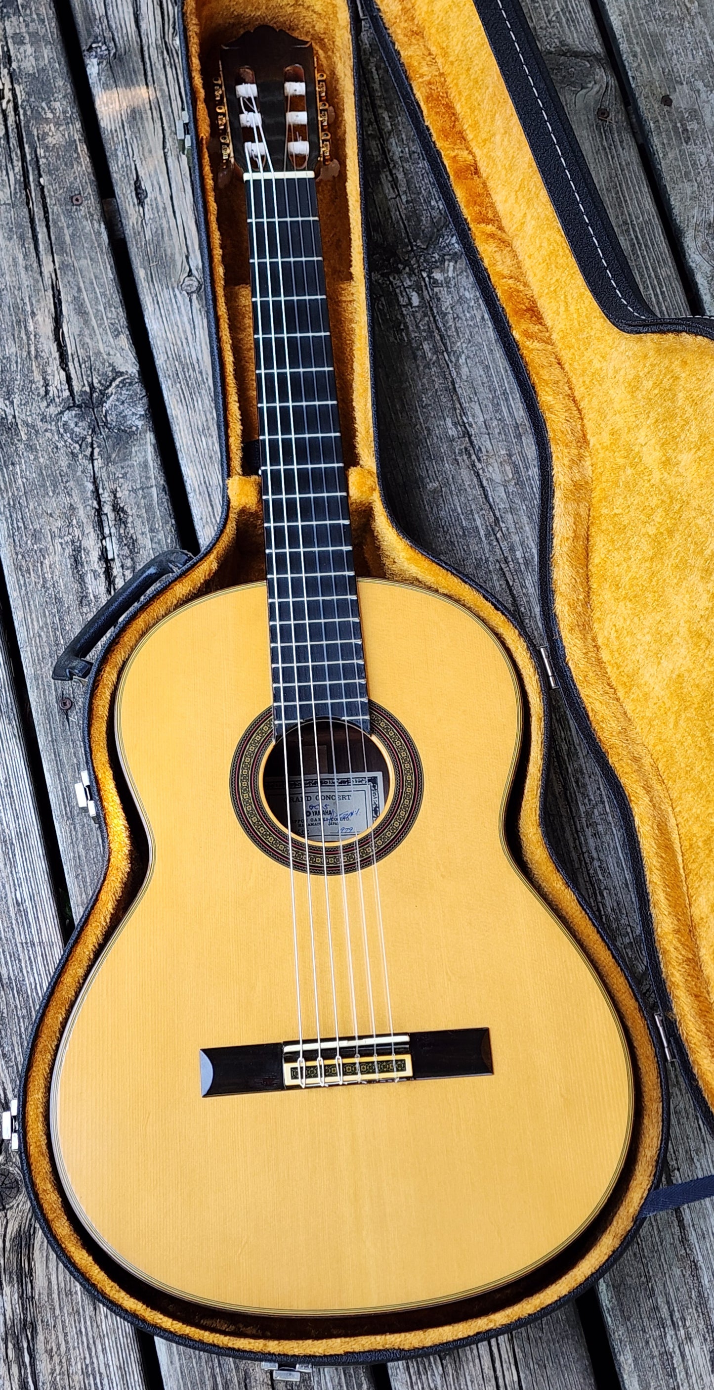 Yamaha GC-5 Concert Classical Guitar Signed by Ezaki, Solid Spruce, Indian Rosewood 1979