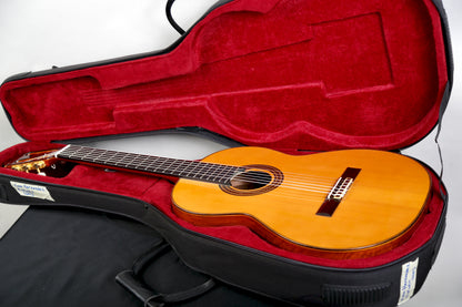 Juan Hernandez Estudio Classical Guitar Handmade in Spain 2003, Solid Spruce, Solid Mango Back