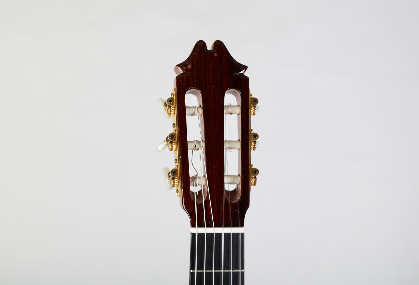 Juan Hernandez Estudio Classical Guitar Handmade in Spain 2003, Solid Spruce, Solid Mango Back
