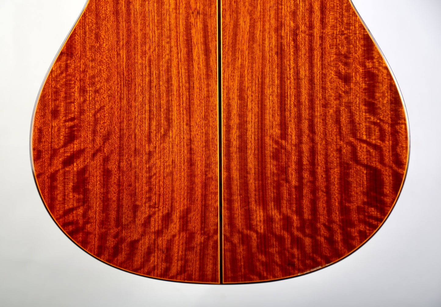 Juan Hernandez Estudio Classical Guitar Handmade in Spain 2003, Solid Spruce, Solid Mango Back
