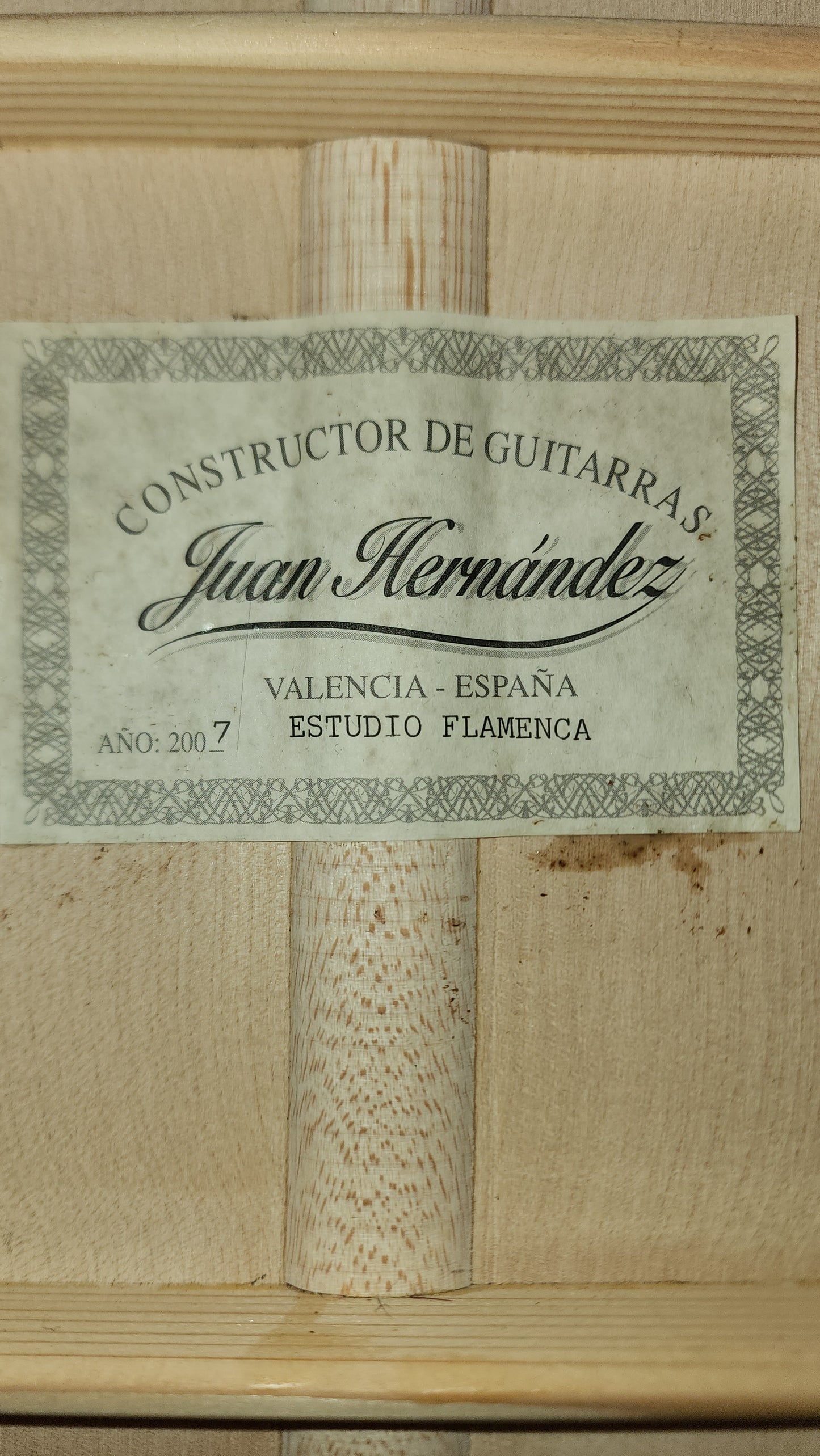 Juan Hernandez Estudio Flamenca Blanca 2007 Handmade Flamenco Guitar Solid Spruce and Cypress