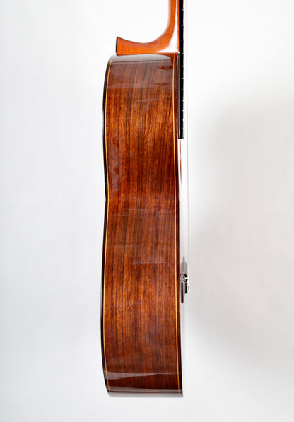 Juan Hernandez Estudio Classical Guitar Handmade in Spain 2012, Solid Spruce, Solid Mango Back