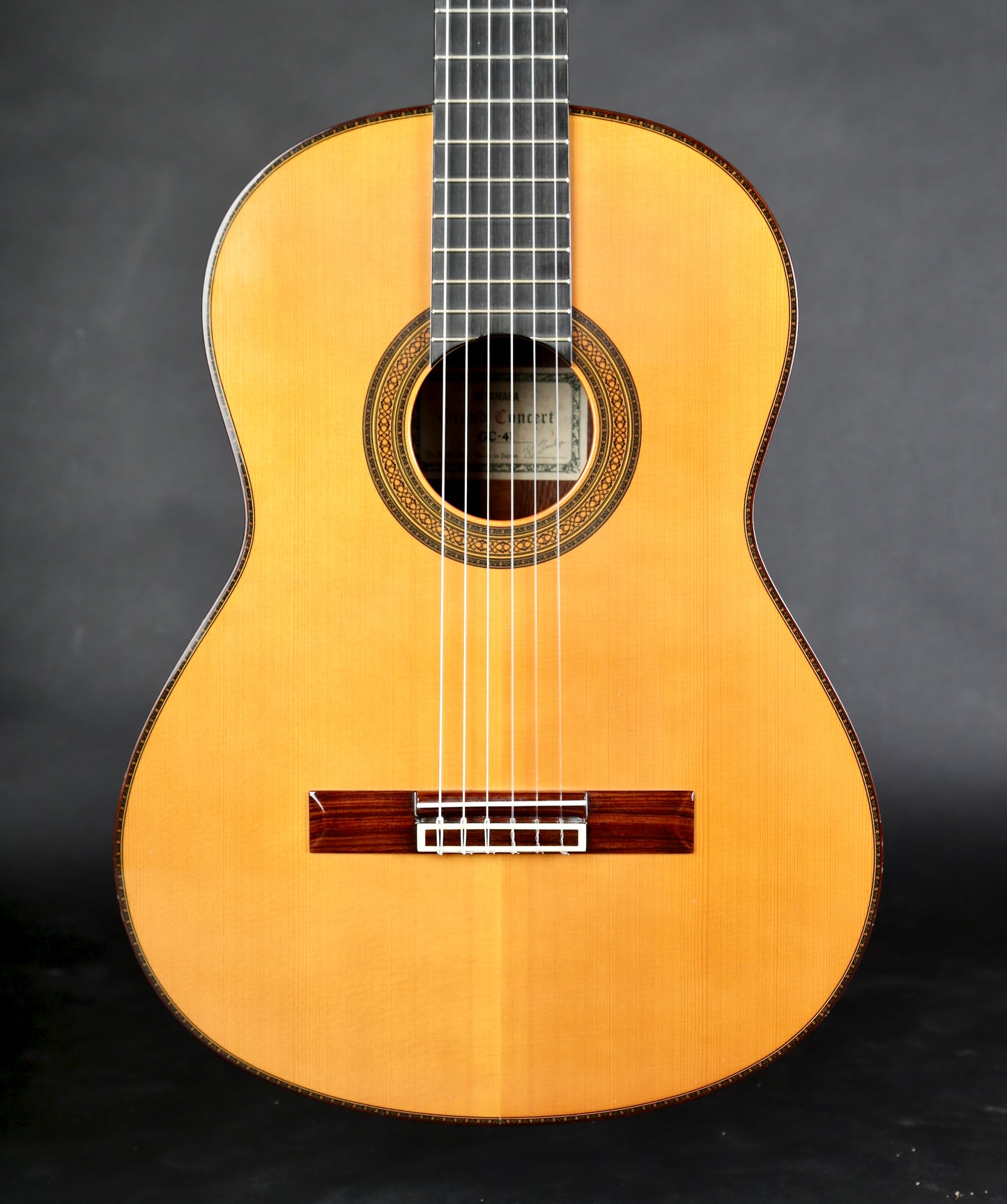 Yamaha GC-41 Grand Concert Classical Guitar Signed by Luthier 2009 Solid Spruce, HRW