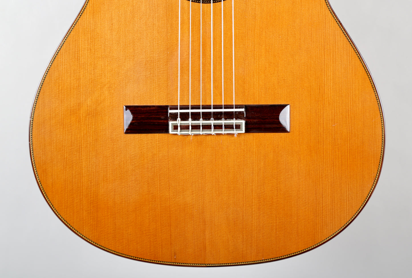 Juan Hernandez Estudio Classical Guitar Handmade in Spain 2012, Solid Spruce, Solid Mango Back