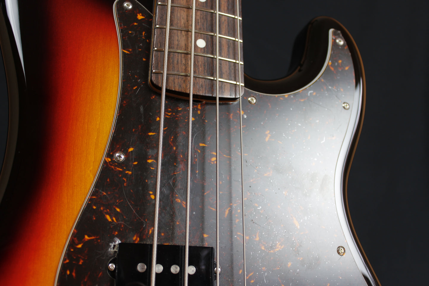 Fender Vintage Reissue '62 Precision Bass 2015 Basswood Sunburst