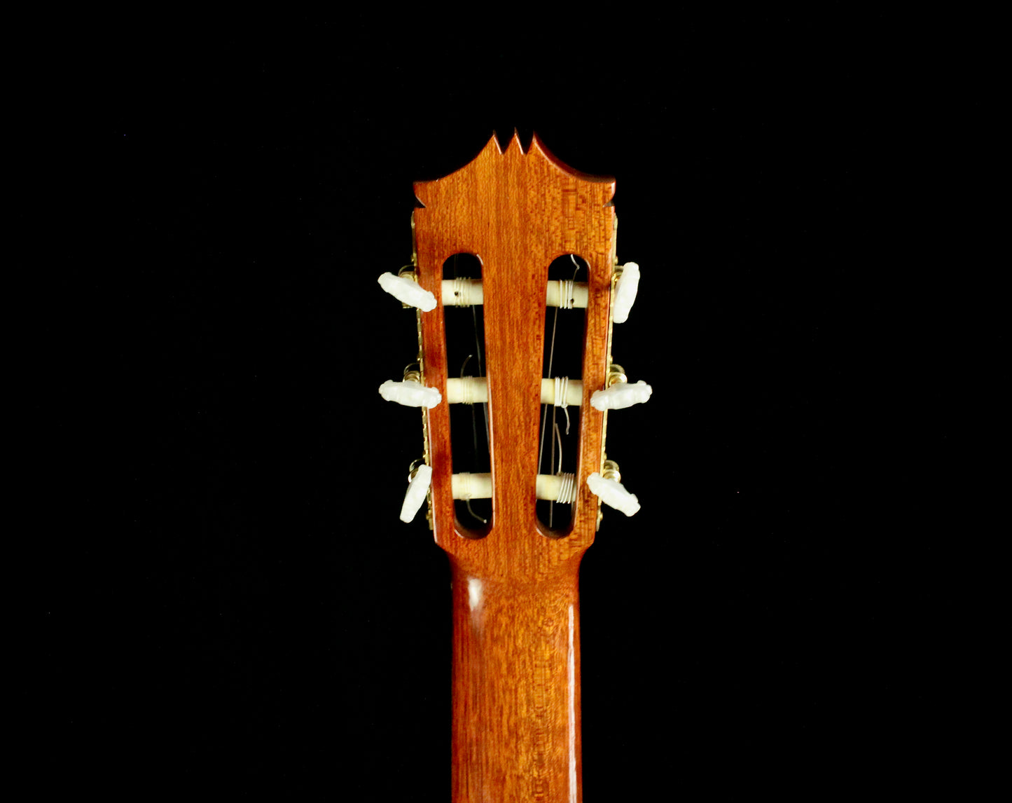 Hiroshi Tamura P40 Handmade Classical Guitar Signed by Tamura 1971