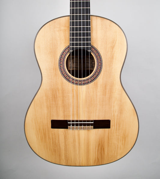 Hiroshi Tamura P55 1973 Handmade Classical Guitar Signed by Tamura (Refinished)