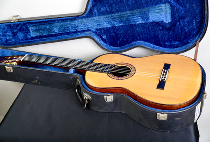 Kazuo Yairi YC10 Handmade Classical Guitar 1984 Signed by Yairi