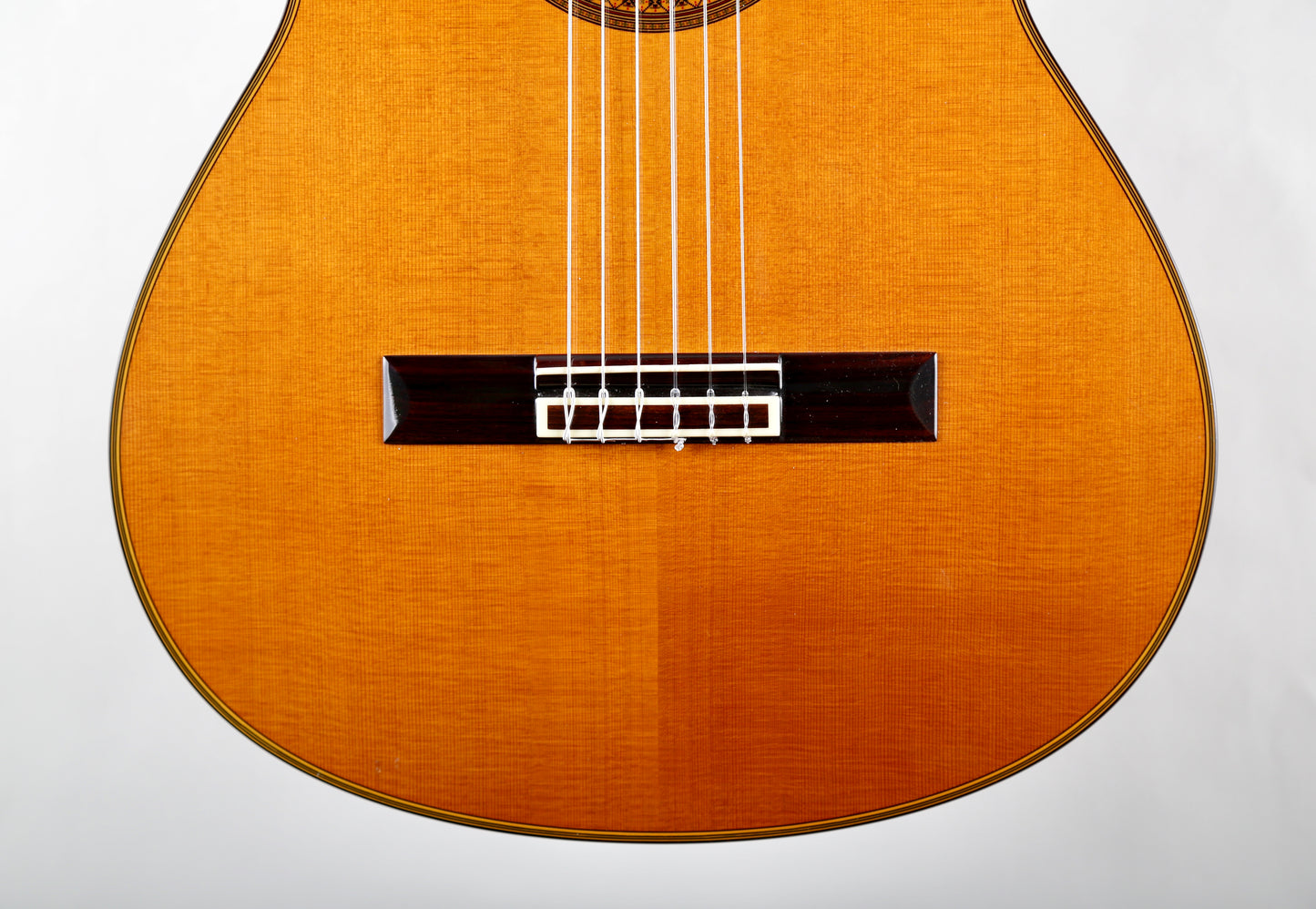 Yamaha GC-31C Grand Concert Classical Guitar Signed by Luthier 2008 Solid Cedar, Solid IRW
