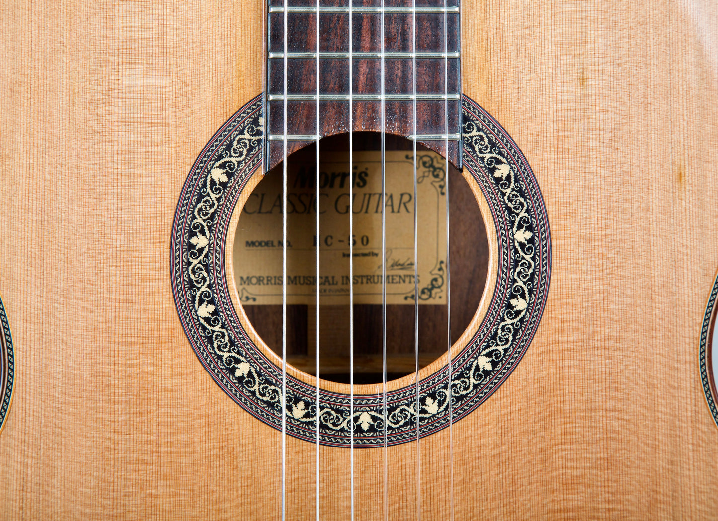Morris MC-50 Classical Guitar Beautiful BRW Back Japan