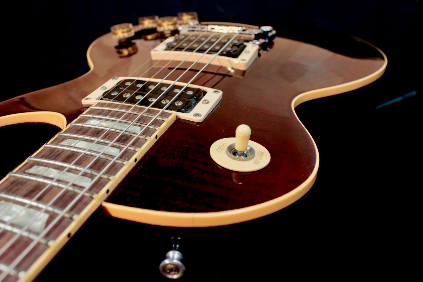 Gibson USA Les Paul Standard Wine Red Flame Maple Top 1995