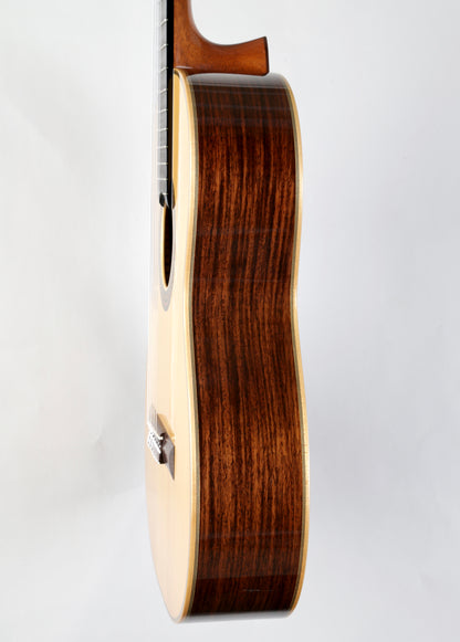 Wataru Tsuji S-2 Handmade Concert Classical Guitar 2012 Solid Spruce, IRW Signed by Tsuji