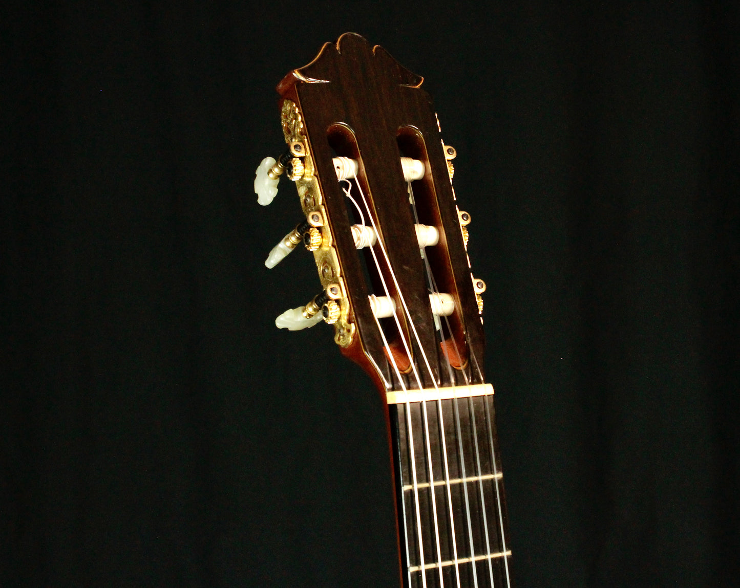 Yamaha GC-5 Grand Concert Classical Guitar Signed by Ezaki, Solid Ezo Spruce, IRW 1980