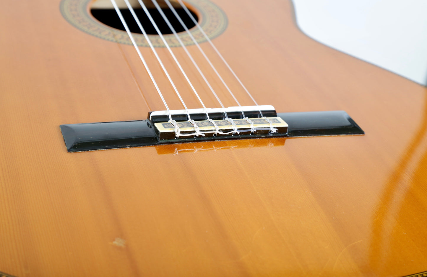 Yamaha GC-51 Grand Concert Classical Guitar Masterbuilt by Kato, Solid Spruce, Brazilian Rosewood 1983
