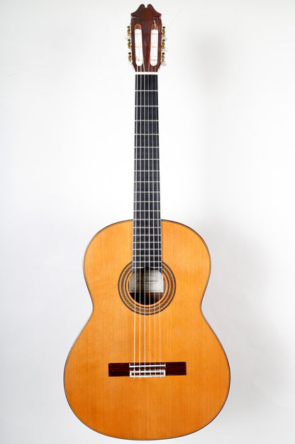 Juan Hernandez Estudio Classical Guitar Handmade in Spain 2012, Solid Spruce, Solid Mango Back
