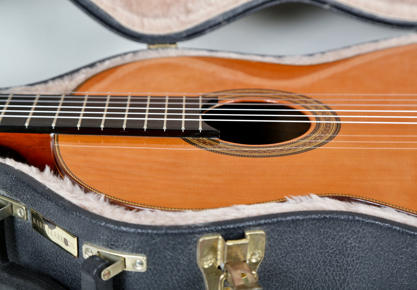 Juan Hernandez Estudio Classical Guitar Handmade in Spain 2012, Solid Spruce, Solid Mango Back