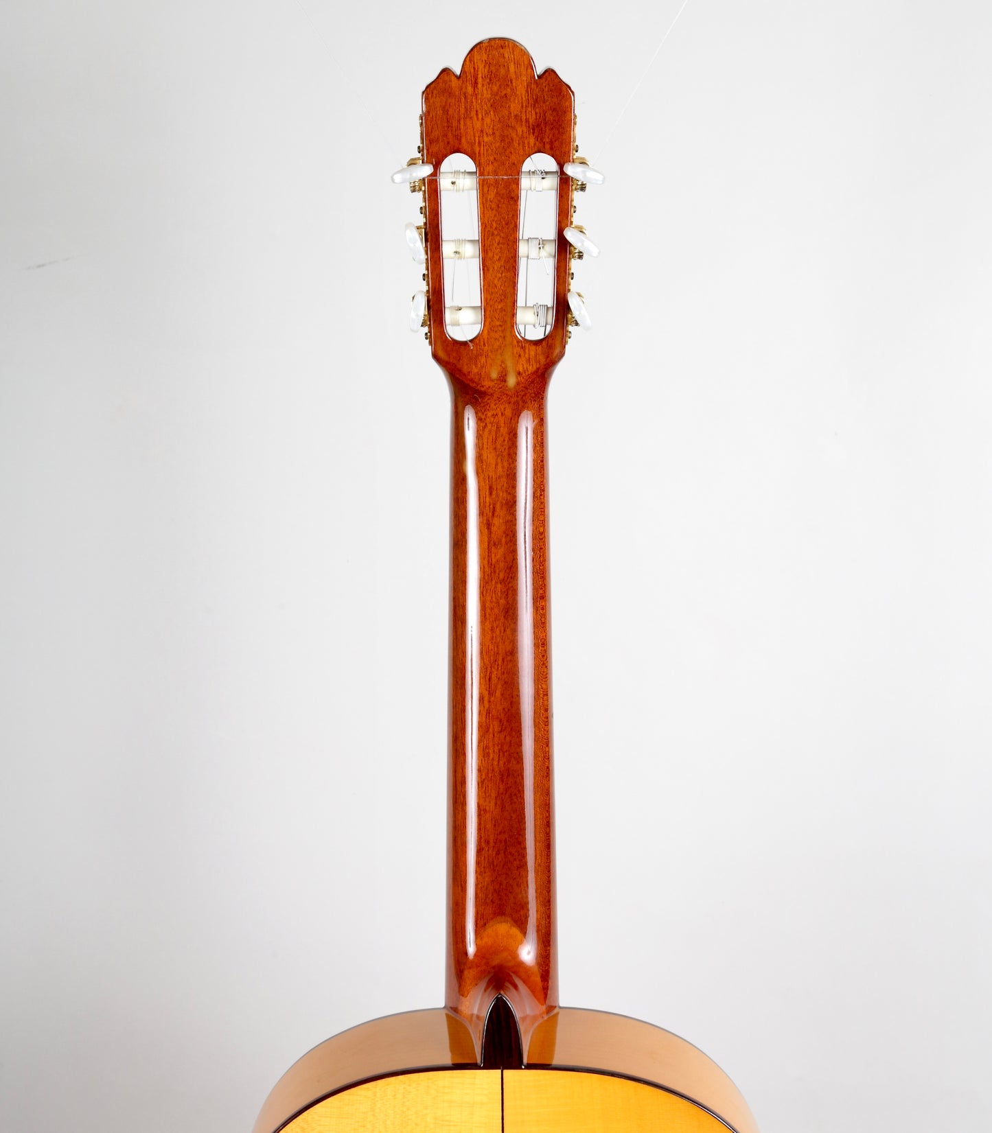 Antonio Sanchez 1018 Handmade Flamenco Guitar. Solid Spruce Top, Sycamore Back and Sides, Spain 2001