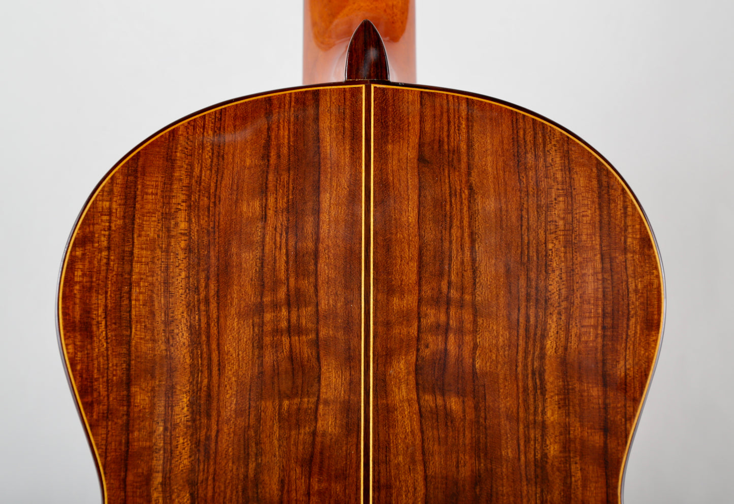 Juan Hernandez Estudio Classical Guitar Handmade in Spain 2012, Solid Spruce, Solid Mango Back
