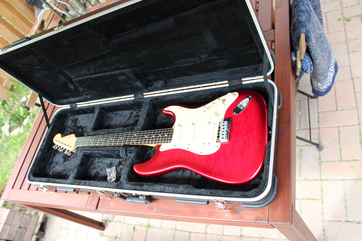 Fender Stratocaster Plus Ultra 1998 Crimson Burst