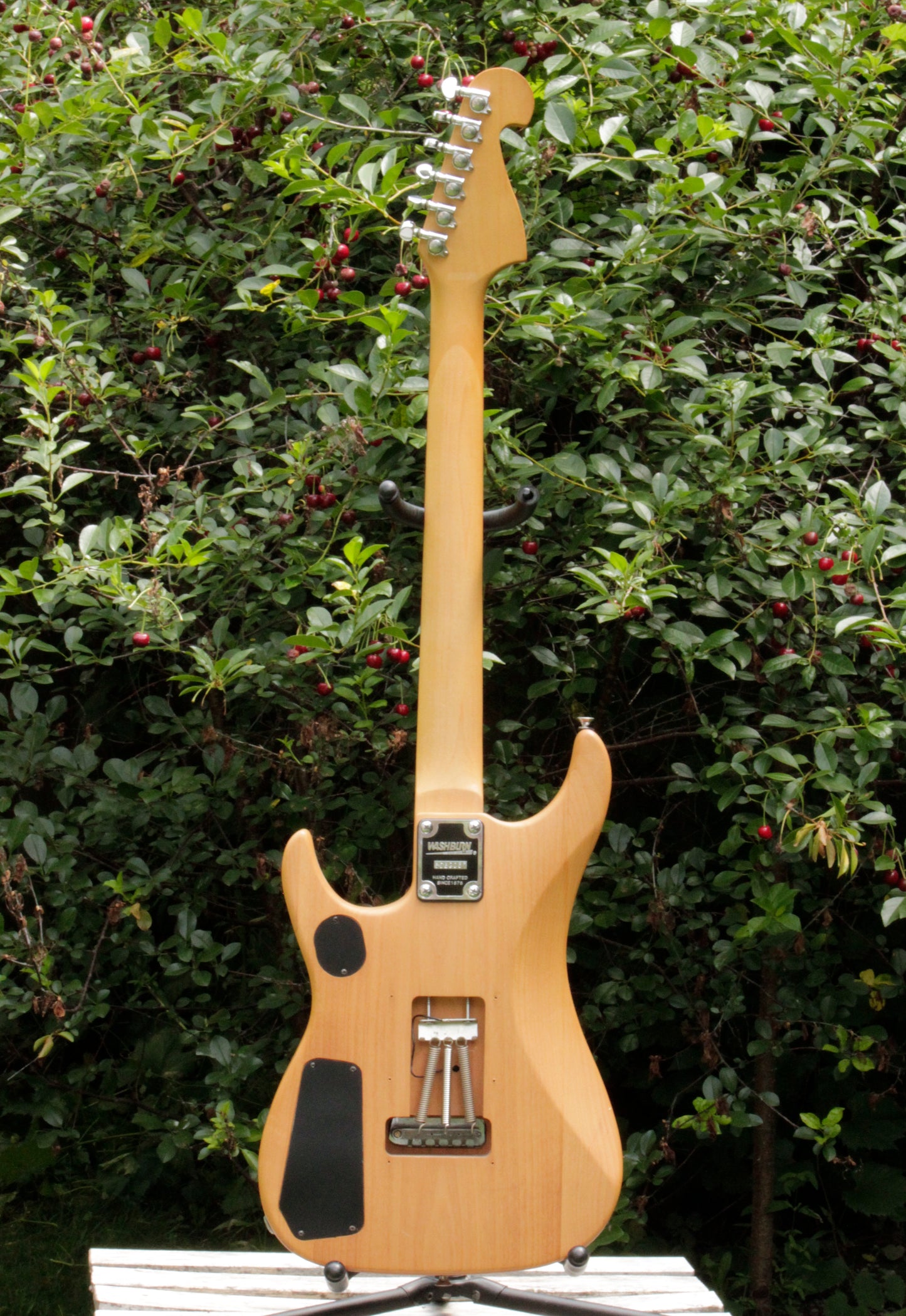 Washburn N2 Nuno Bettencourt Superstrat Electric Guitar Japan 1995