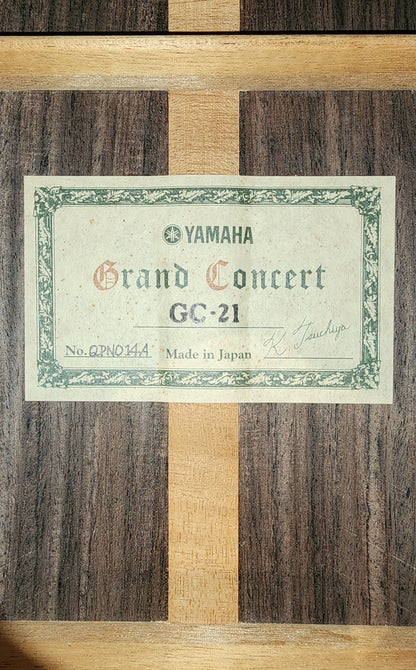 Yamaha GC-21 Grand Concert Classical Guitar Signed by Luthier 2009 Solid Spruce, IRW