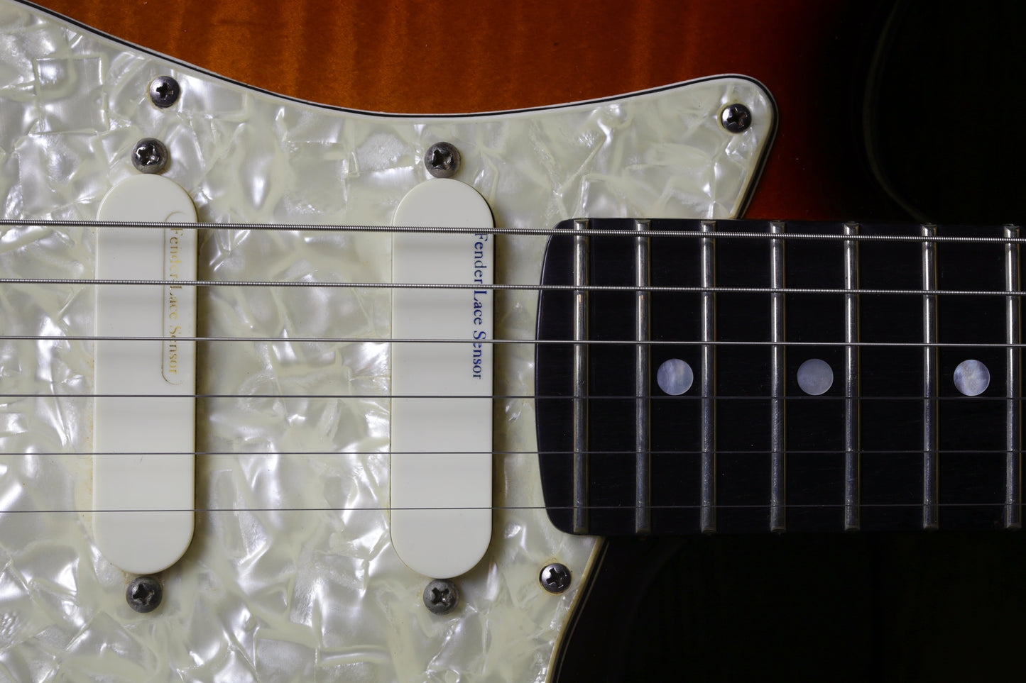 Fender Strat Ultra 1996 Sunburst 50th Anniversary Stratocaster Flame Maple Top, Ebony Fretboard