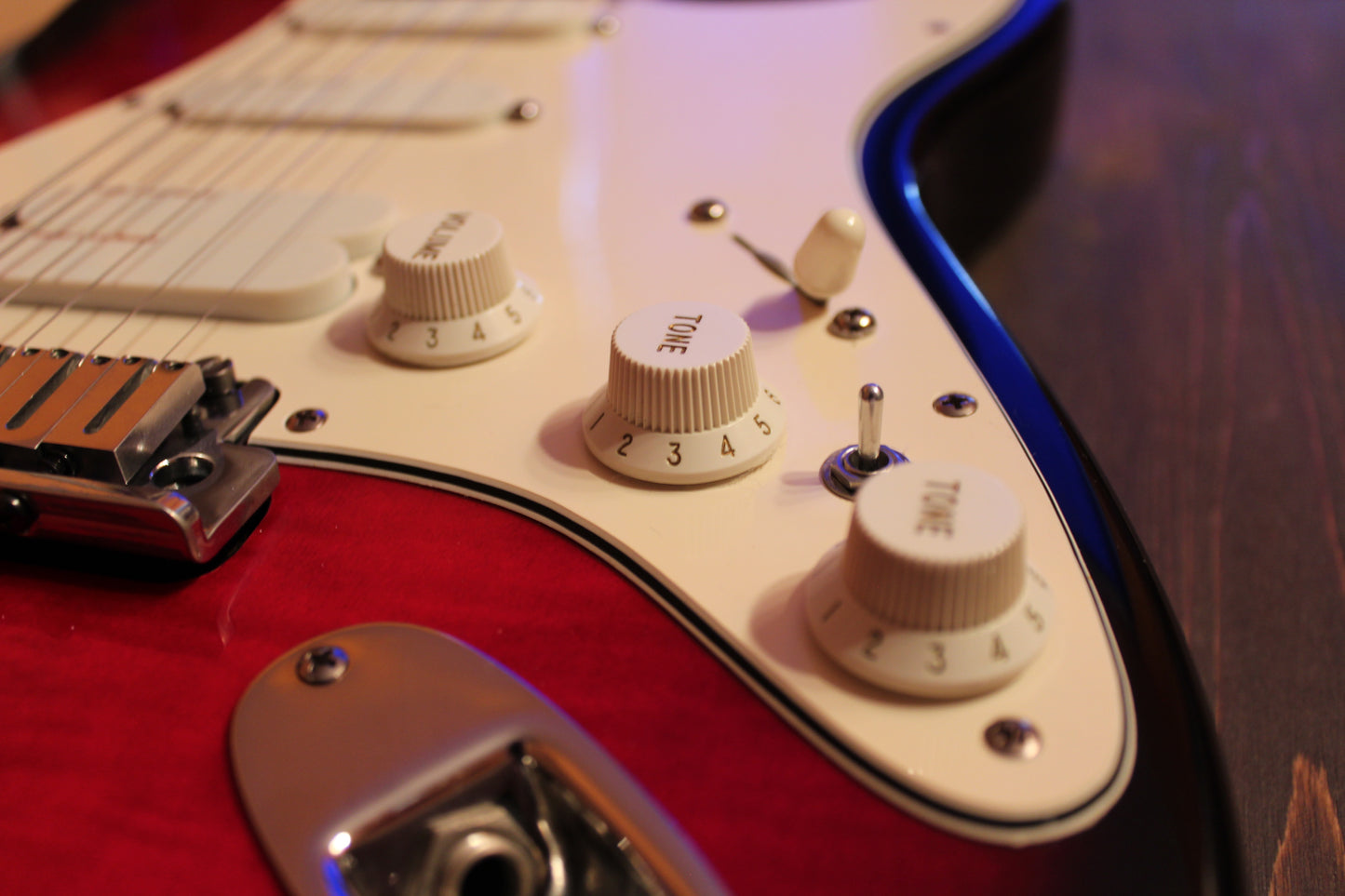 Fender Strat Plus Ultra Crimson Frost AAA Flame Maple Top 1990
