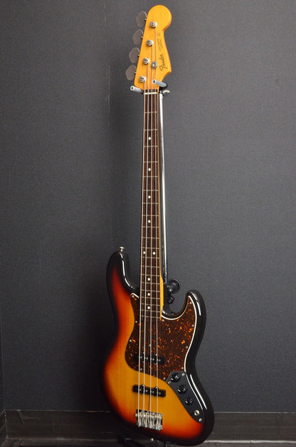 Fender Vintage Reissue '62 Jazz Bass 2010 Sunburst