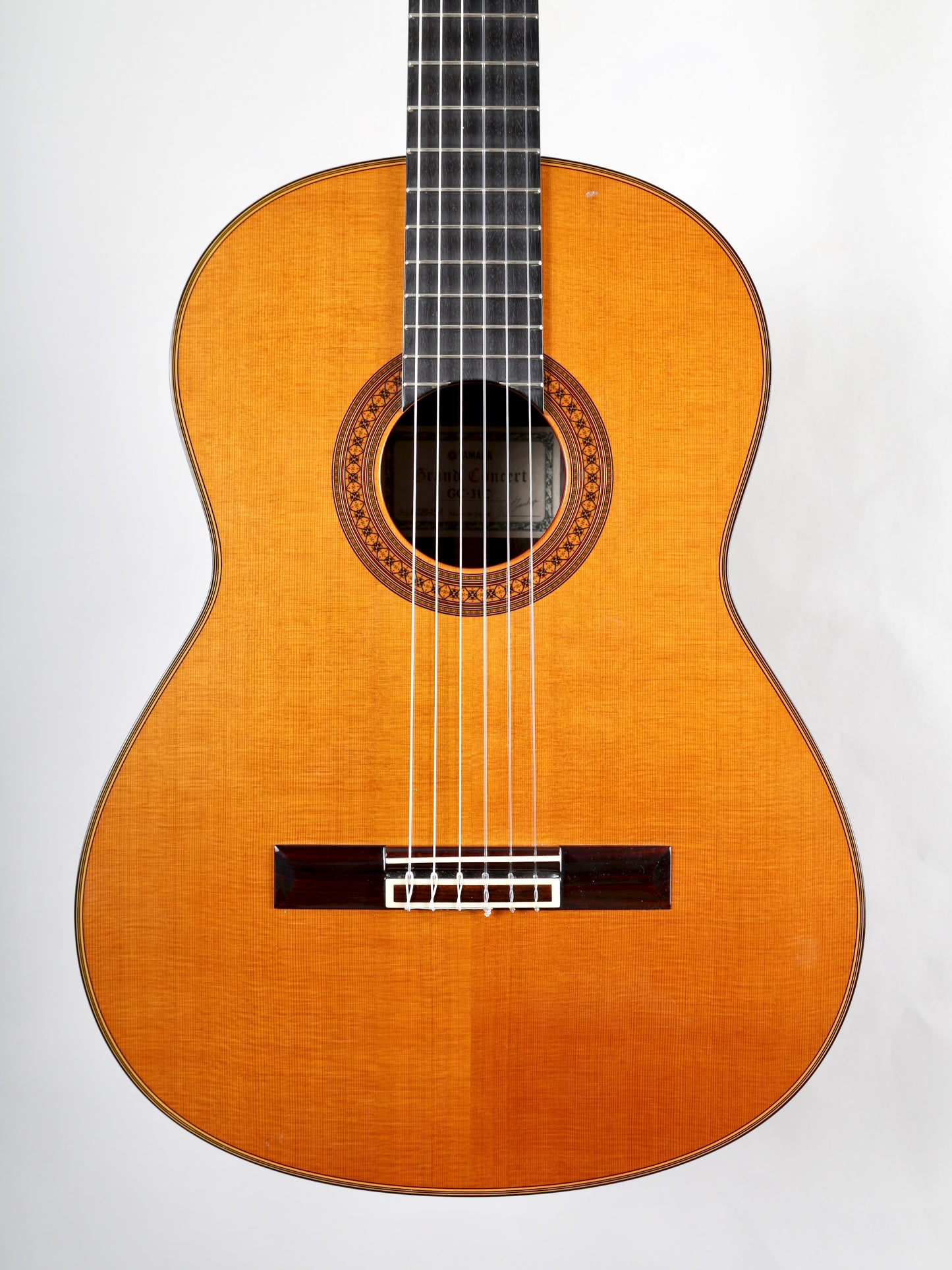 Yamaha GC-31C Grand Concert Classical Guitar Signed by Luthier 2008 Solid Cedar, Solid IRW