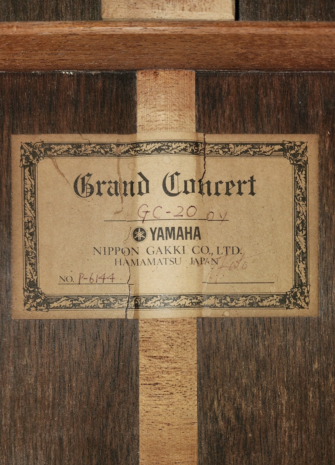 Yamaha GC-20 Concert Classical Guitar Handmade by Toshiro Kato