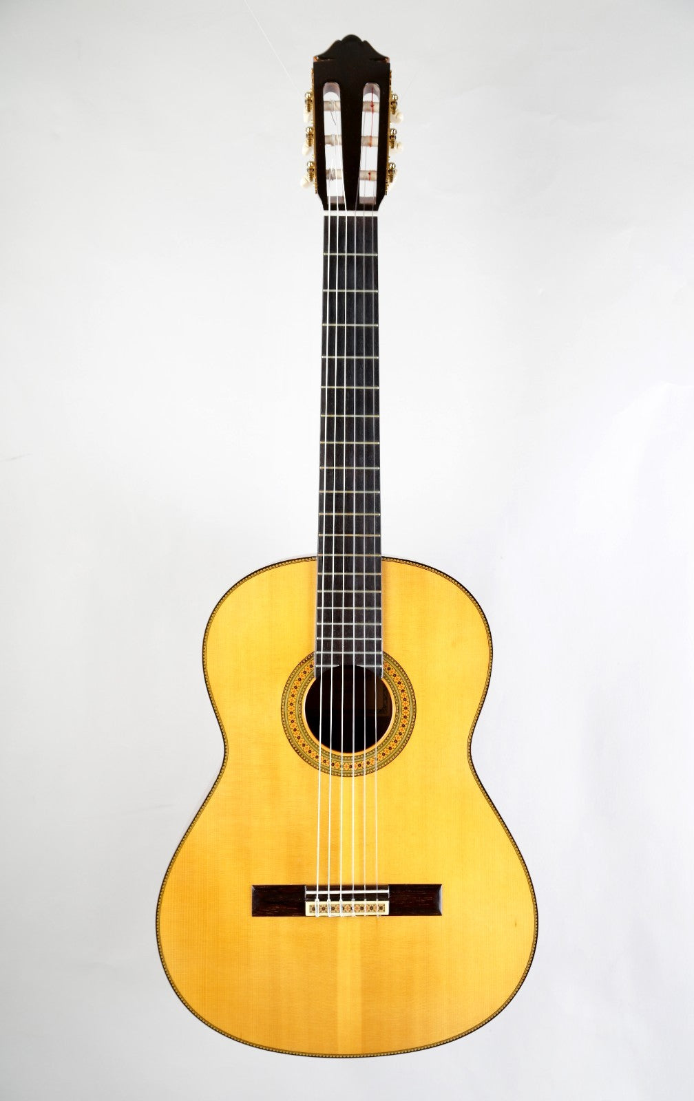 Yamaha GC-20 Concert Classical Guitar Handmade by Toshiro Kato