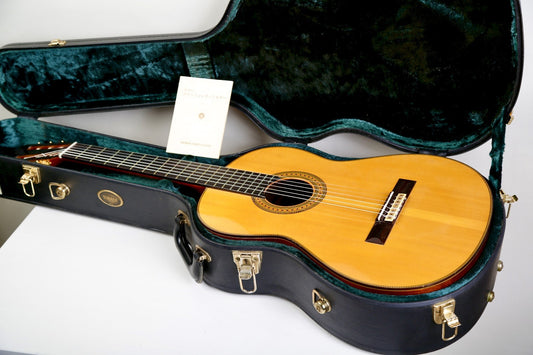 Yamaha GC-20 Concert Classical Guitar Handmade by Toshiro Kato