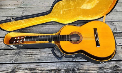 Hideo Ida C-15 Handmade Concert Classical Guitar 1976 (RARE)