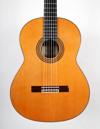 Juan Hernandez Estudio Classical Guitar Handmade in Spain 2012, Solid Spruce, Solid Mango Back