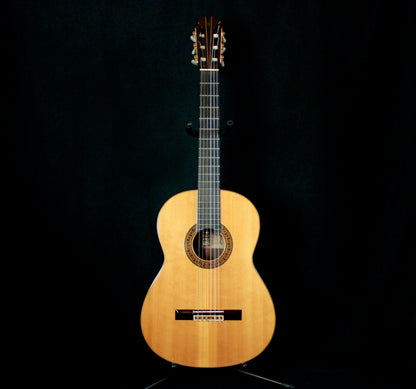 Yamaha GC-15M Hand Made by Toshiro Kato Solid Wood Classical Guitar 1976