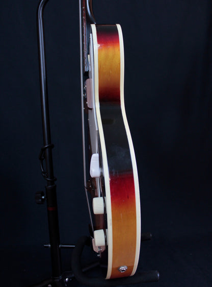 Harmony H22/1 Hollowbody Double Cutaway Bass Sunburst 1970s