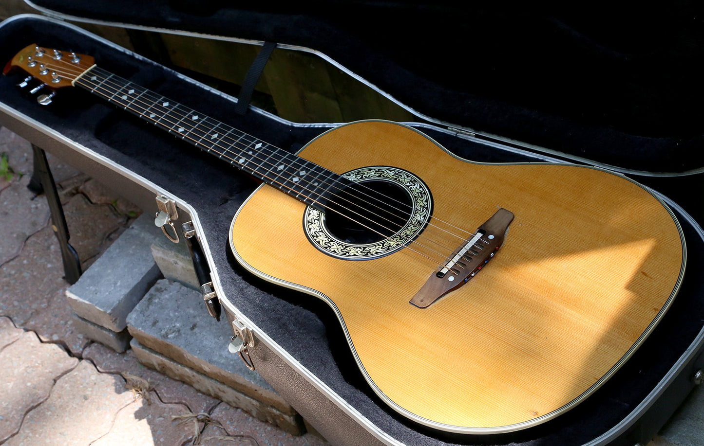 Ovation Custom Balladeer 1612 Natural 1984