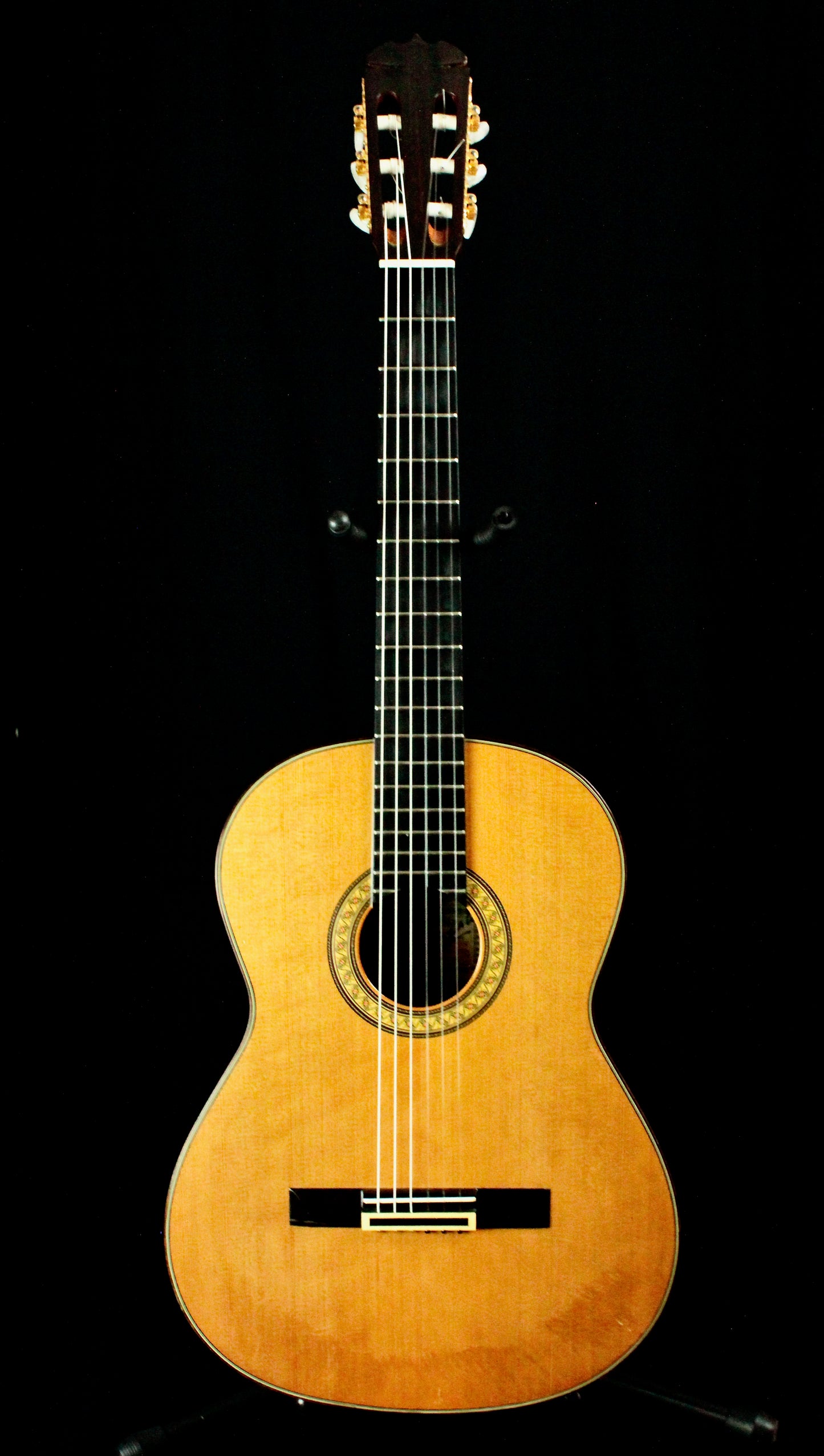 Masaru Matano La Esperanza PROFESSIONAL 1970s Handmade Classical Guitar BRW Signed by Luthier