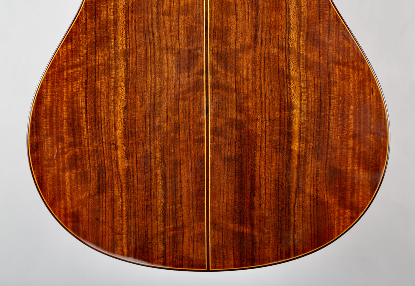 Juan Hernandez Estudio Classical Guitar Handmade in Spain 2012, Solid Spruce, Solid Mango Back