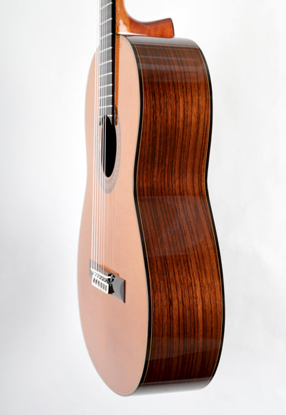 Yamaha GC-31C Grand Concert Classical Guitar Signed by Luthier 2008 Solid Cedar, Solid IRW