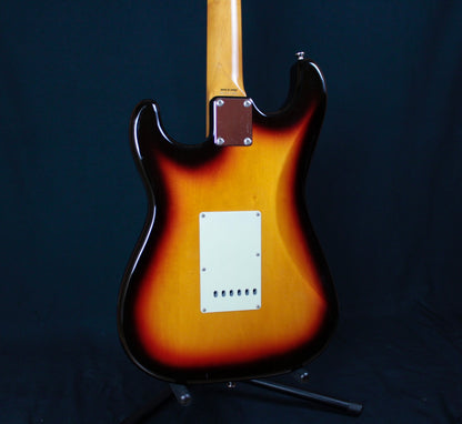 Fender Stratocaster Vintage Reissue '62 Sunburst MIJ 2010 Seymour Duncan Pickups