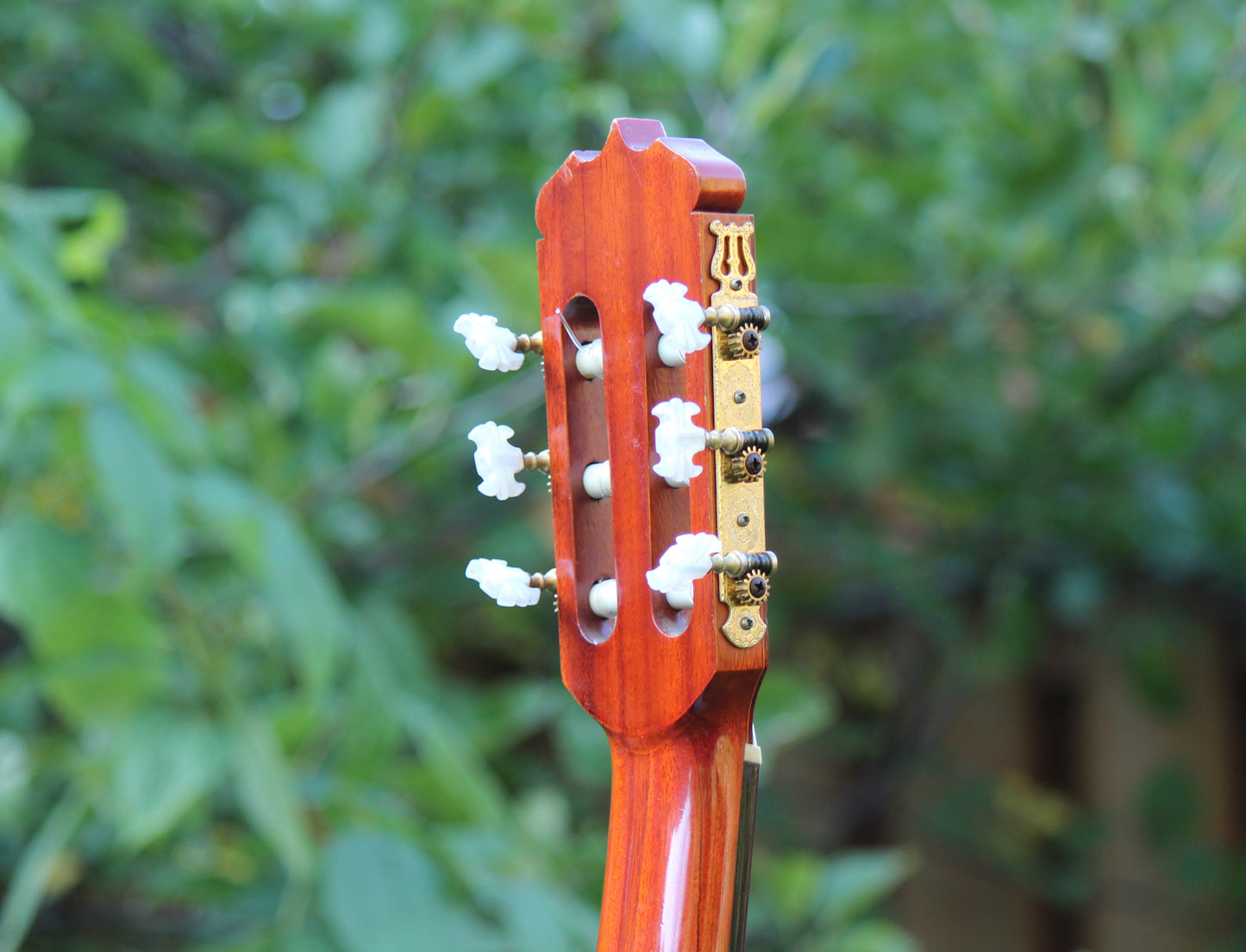 Masaru Matano No 600 Handmade Concert Classical Guitar 1974